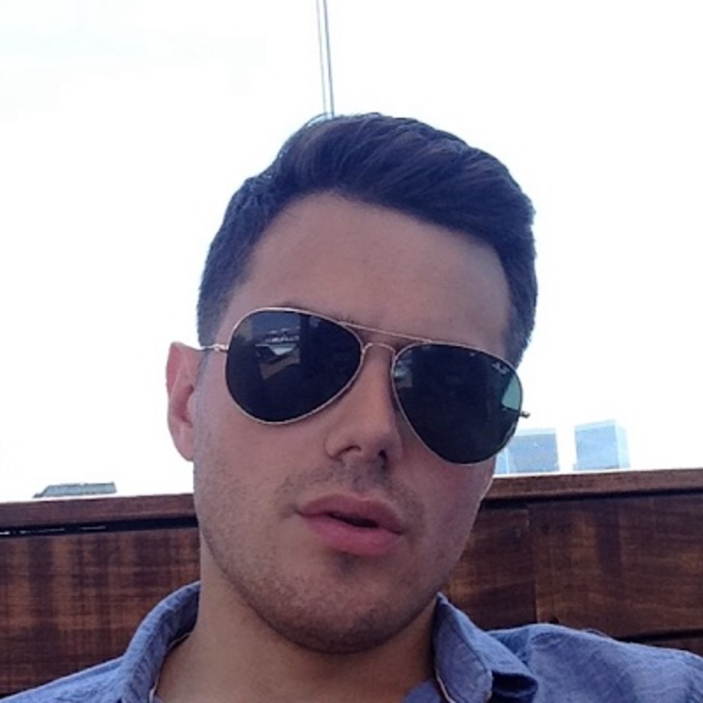 Meet your Posher, Elvis